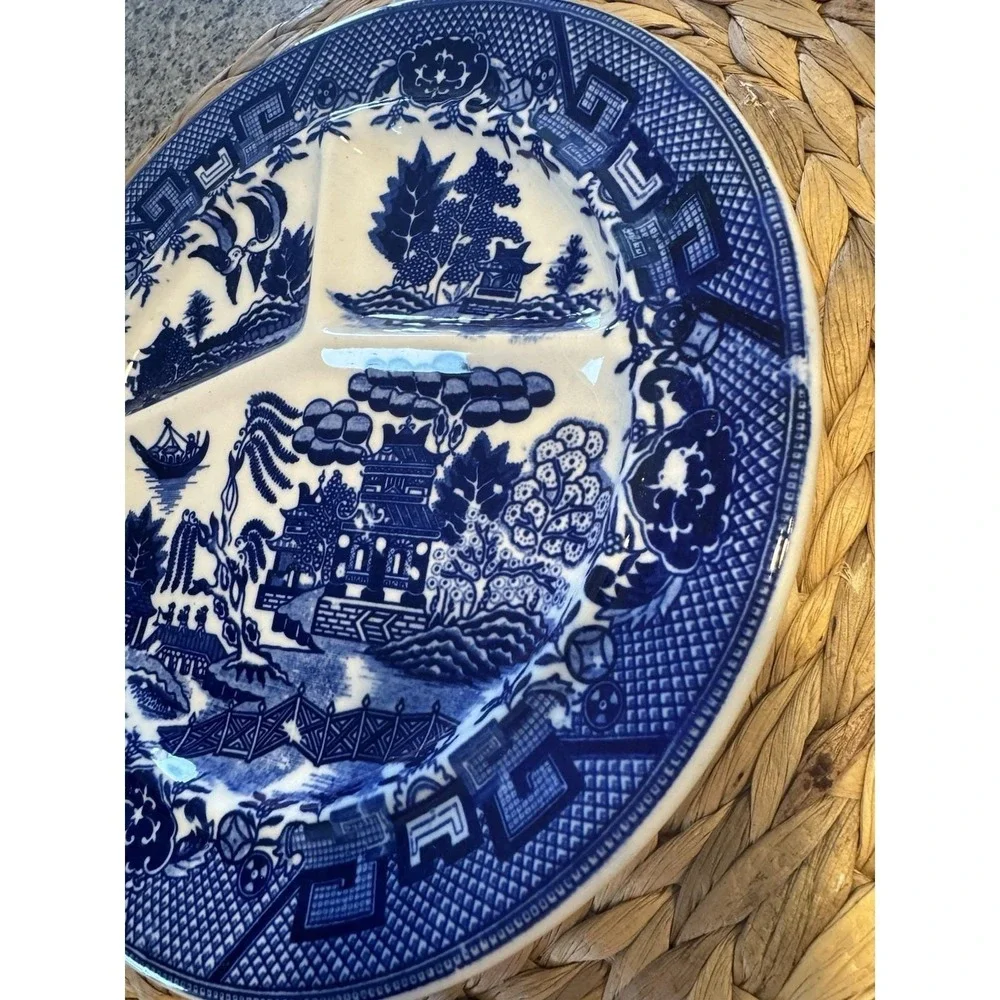 Vintage Moriyami Made In Japan Blue Willow Divided plate 10 1/4